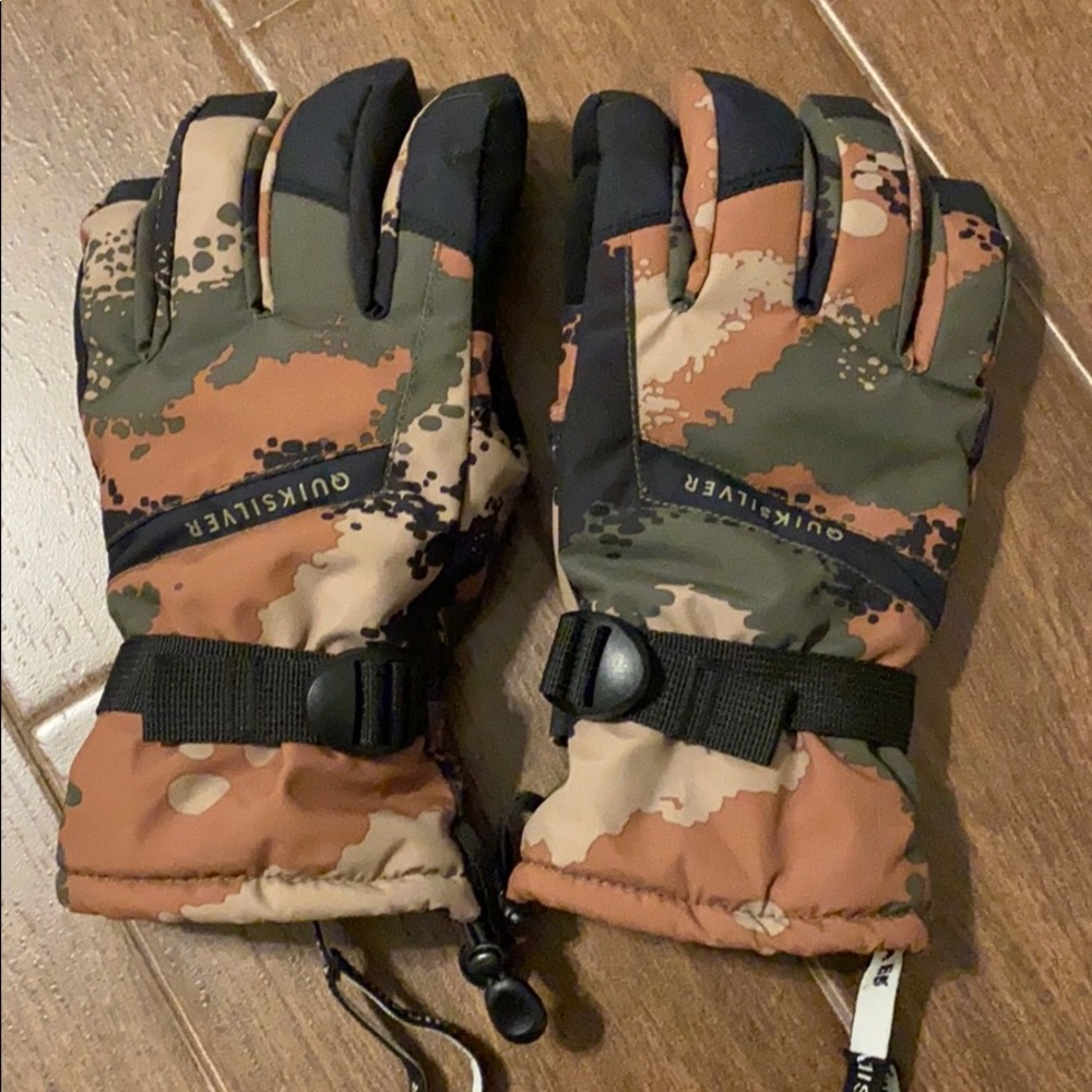 Like New mens Quicksilver snowboarding gloves SZ M